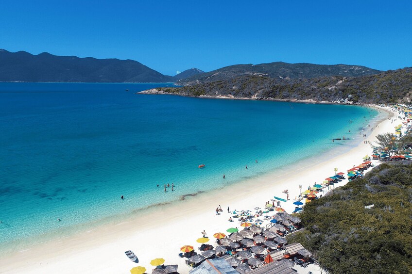 Full Day in Arraial do Cabo with Boat Tour and Lunch - From Búzios