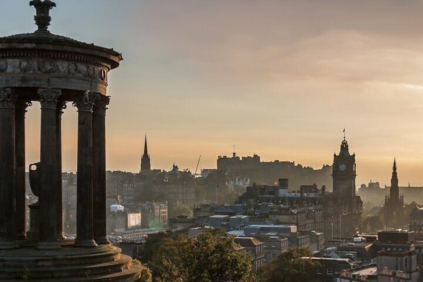 Edinburgh Mysteries, Witchery and Murders Private Walking Tour