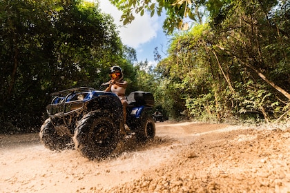 ATV-, ziplining- en cenote-tour in Extreme Adventure Eco Park