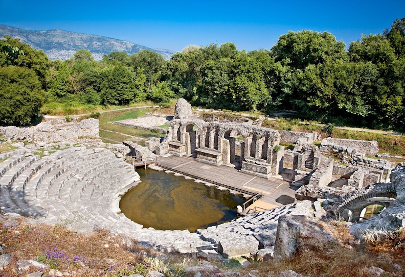 Tour in the ancient Butrint and in the splendid beaches of Ksamil