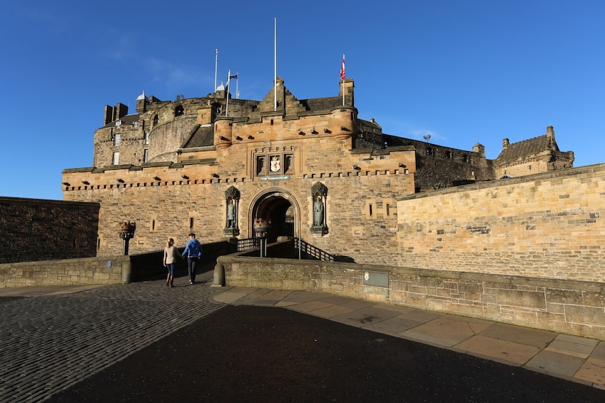 Royal Edinburgh Ticket- Hop-on,Hop-Off with Edinburgh Castle