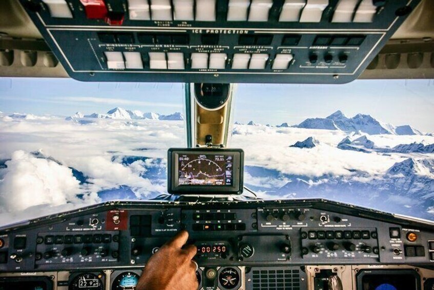 Everest Flight Tour by Plane with Pickup