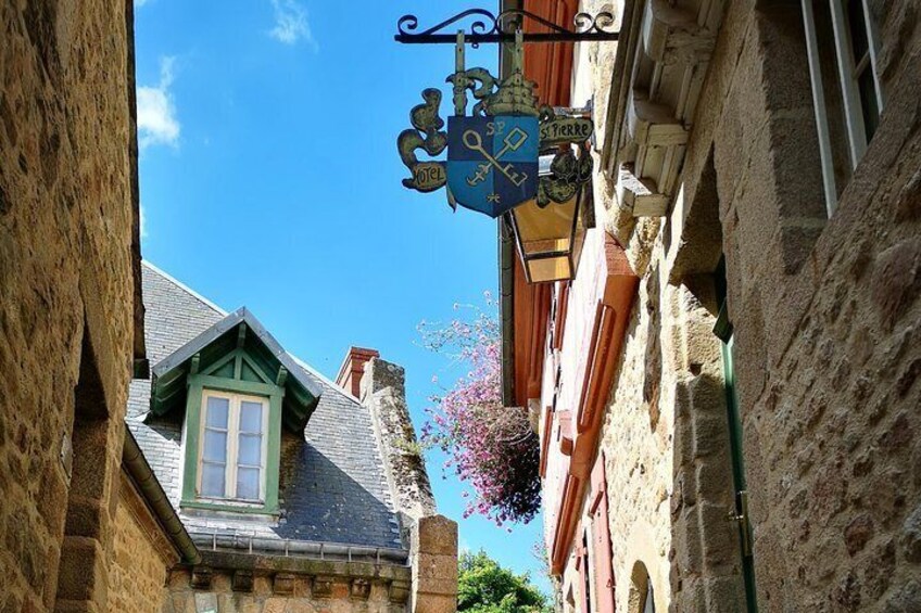 Mont Saint-Michel Day Trip from Bayeux