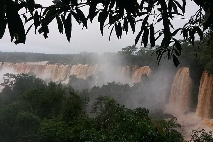 Private Full Day Tour of Both Sides of Iguaçu Falls