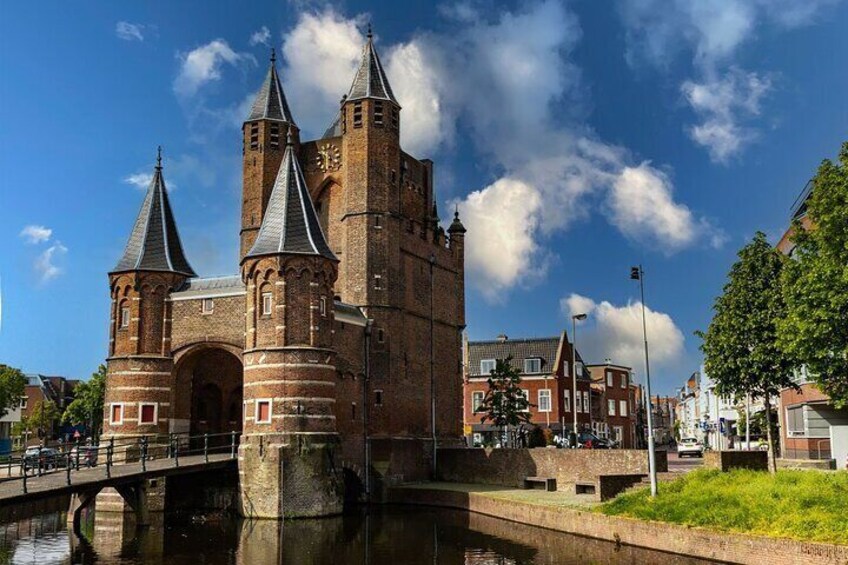 Discover Haarlem with a self-guided Outside Escape city game tour