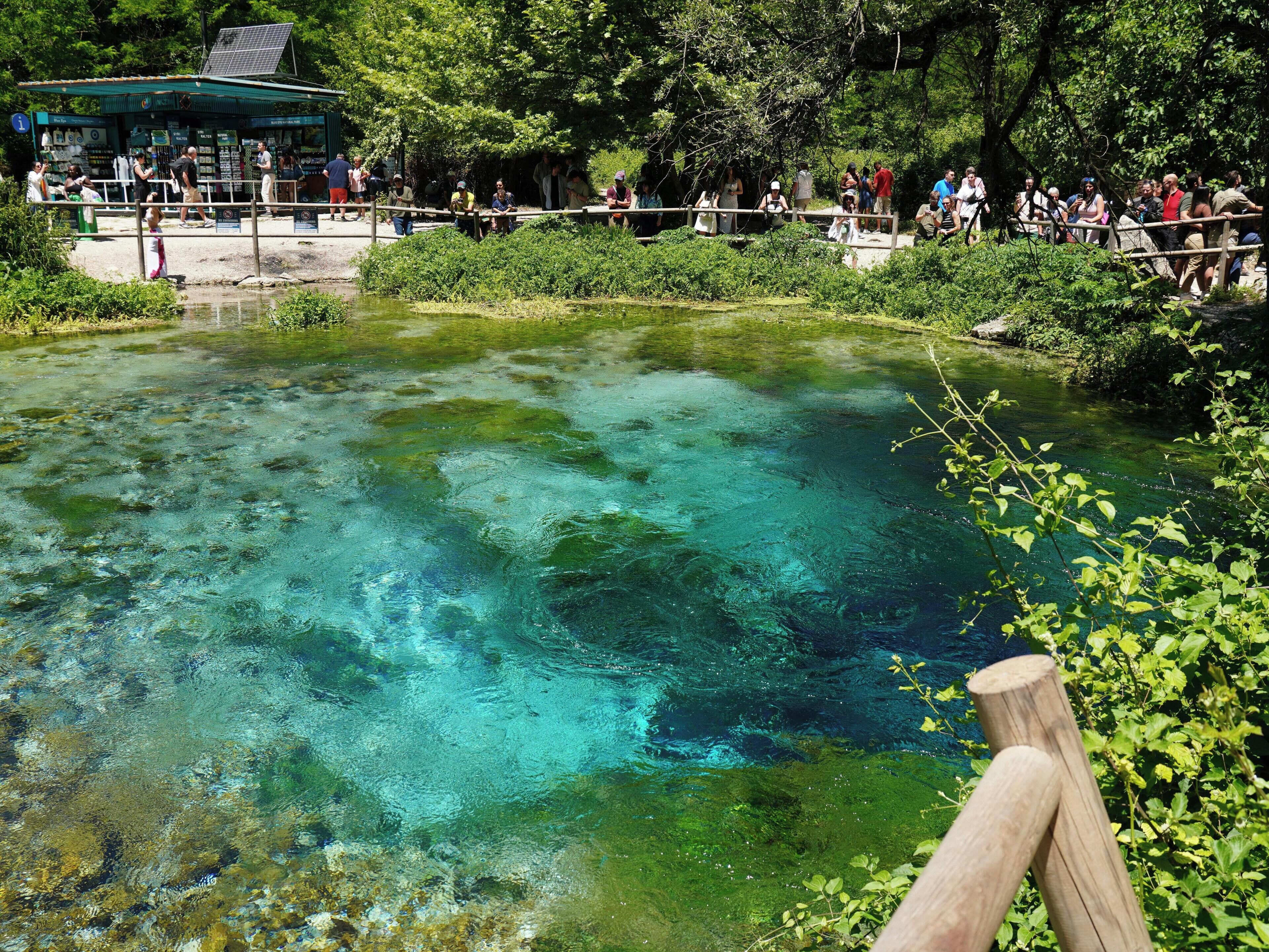 Day trip to the National Park of "Blue Eye" Small Group 