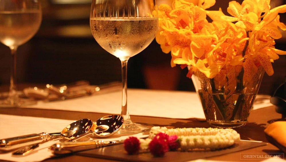 Close view of the dining table at the Mandarin Oriental Hotel Dinner and Show in Bangkok
