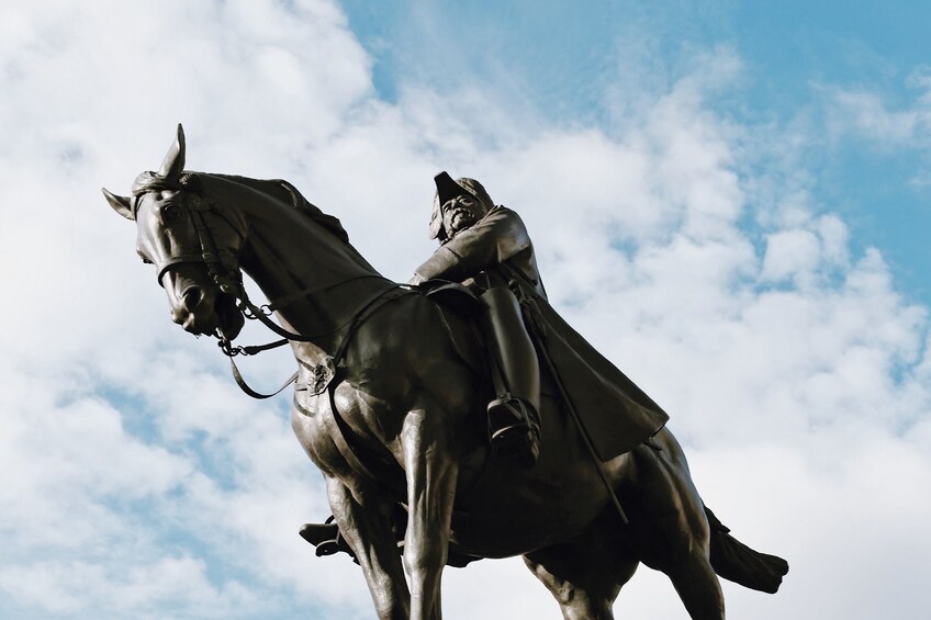 Statue in London