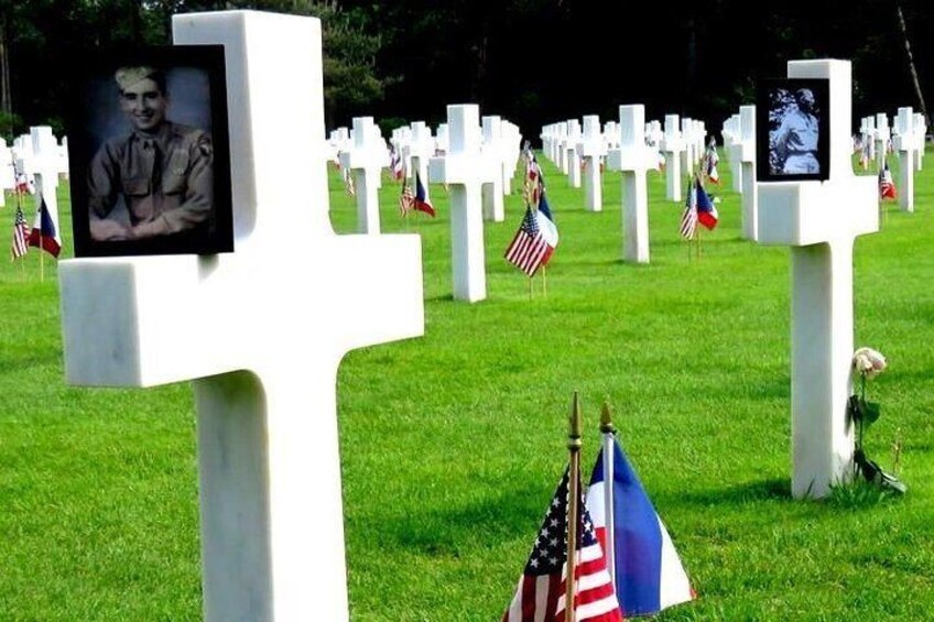 Full-Day American Battlefields and Sites of Normandy Tour from Bayeux