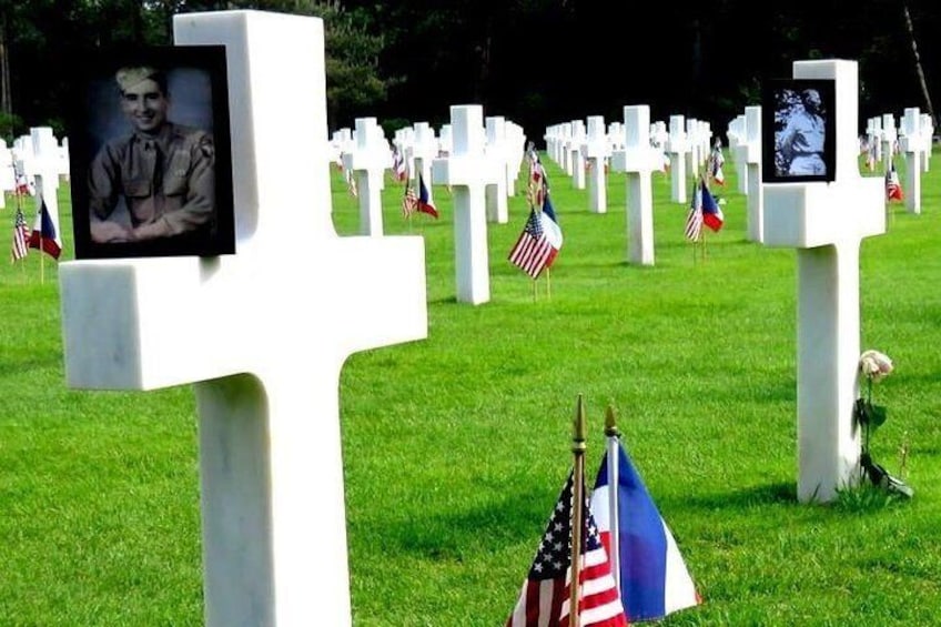 Full-Day American Battlefields and Sites of Normandy Tour from Bayeux