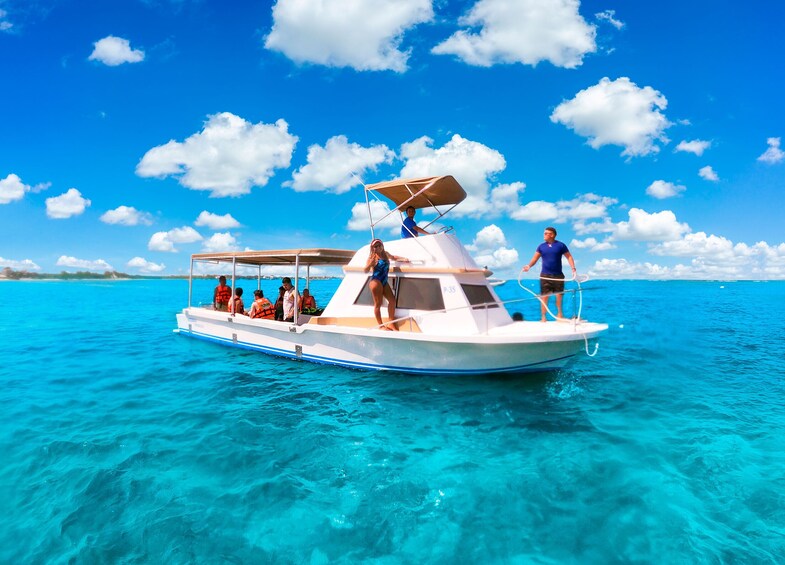Reef Snorkeling in National Park from Cancun with Beachside Lunch