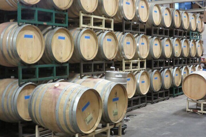 We have guided wine tours with visits going into wine cellars.