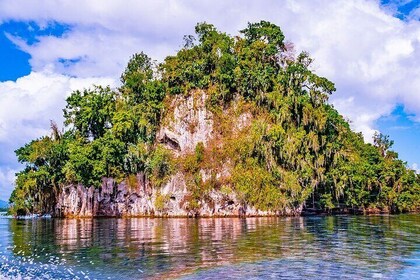 Haitises National Park and Montaña Redonda (Full Day)