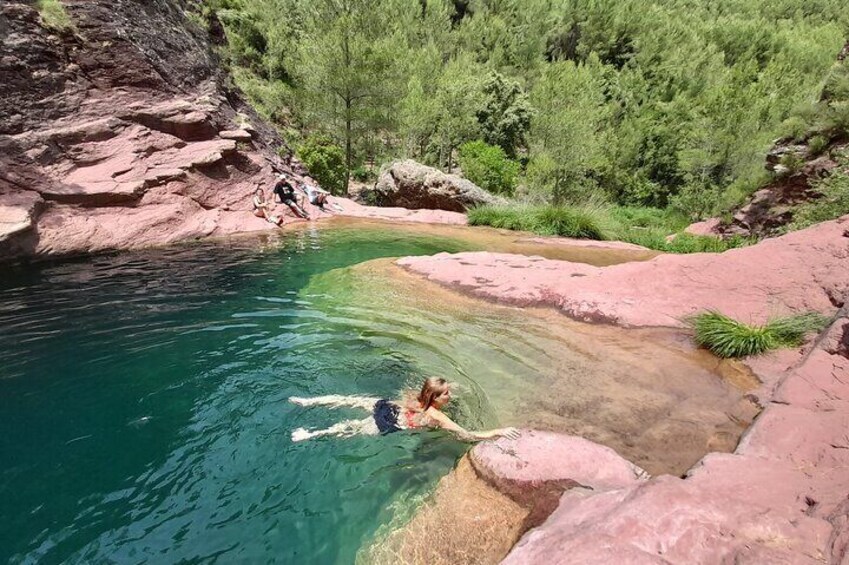 Visit the Deepest Natural Pool in Valencia - el Pozo Negro