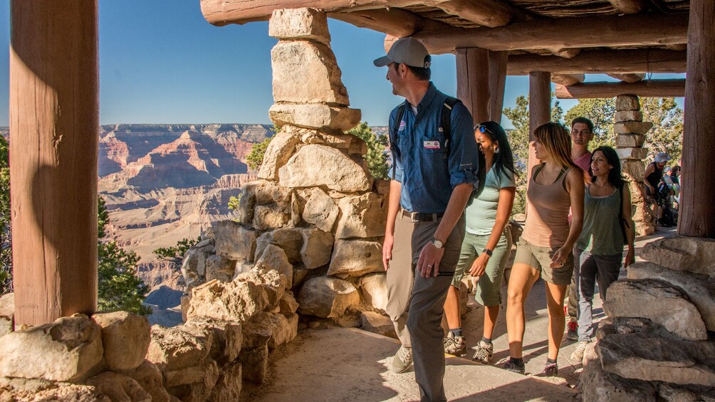 Hermits Rest Jeep Tour and Hike from Grand Canyon