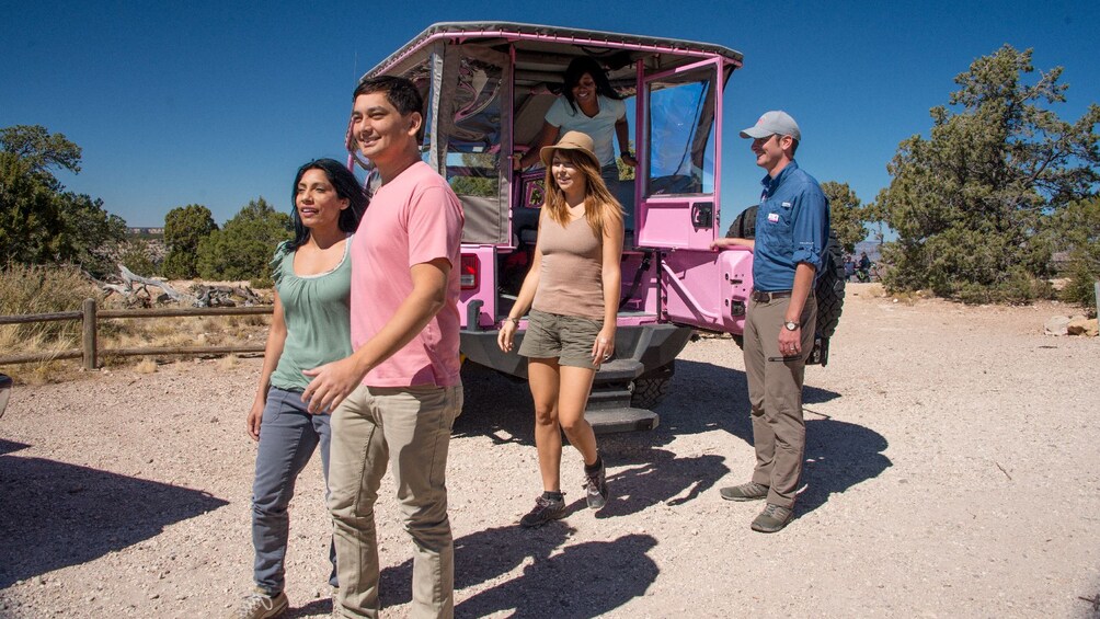 Hermits Rest Jeep Tour and Hike from Grand Canyon