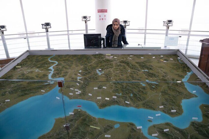 (No Shopping) Private Tour to DMZ & War Memorial Hall or Suspension Bridge