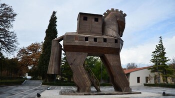 Full-Day Troy Tour From Istanbul Small Group Tour