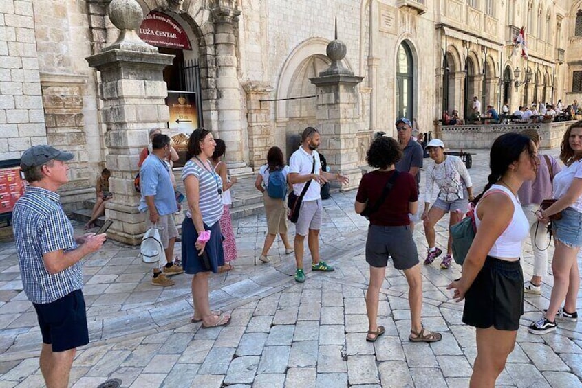 Private Visit to Fort Lovrijenac and Old Town Tour