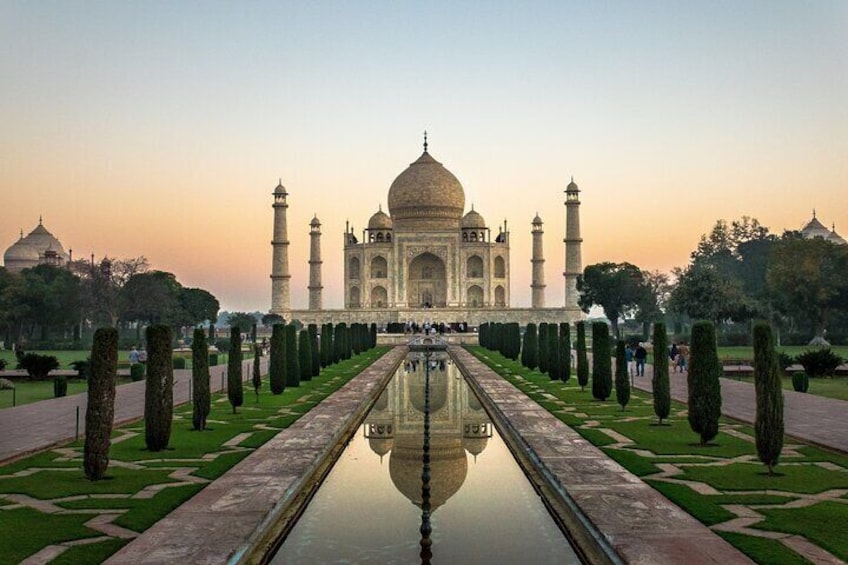 Reflection Taj