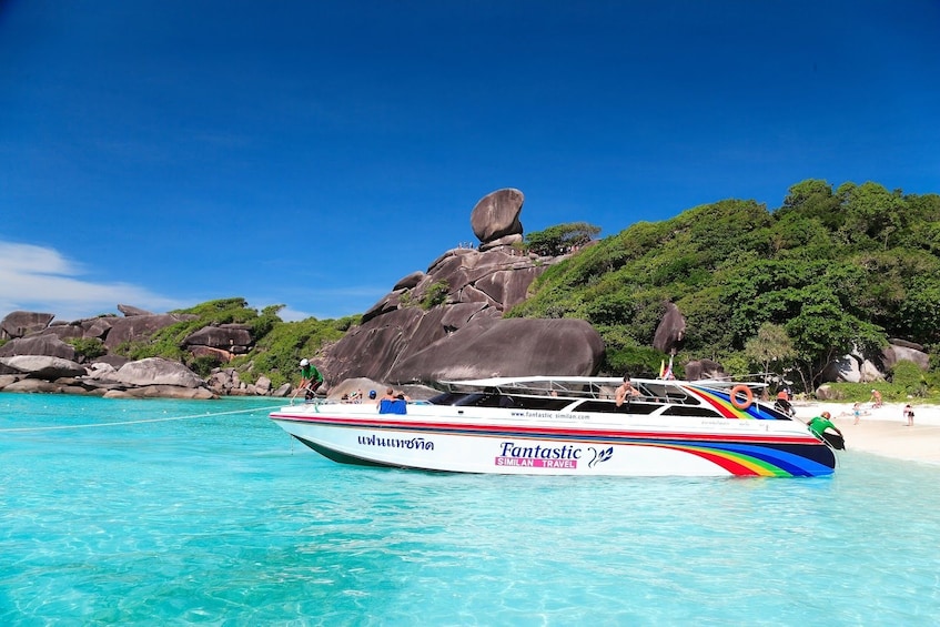 Speed boat ride to the Similan Islands 