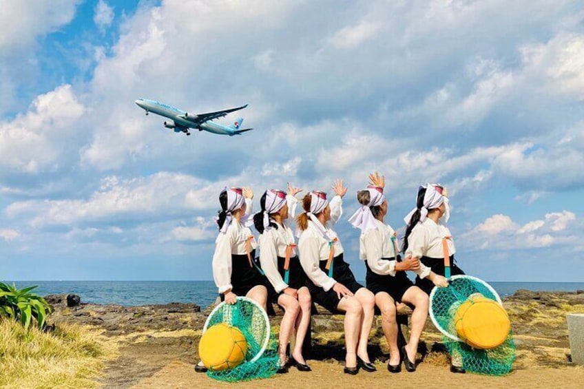 Haenyeo with airplane