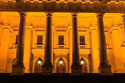 墨尔本吸血鬼任务： 自导自演哥特式冒险