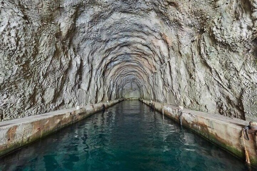 Full Boka Bay Tour with visit to Blue Cave