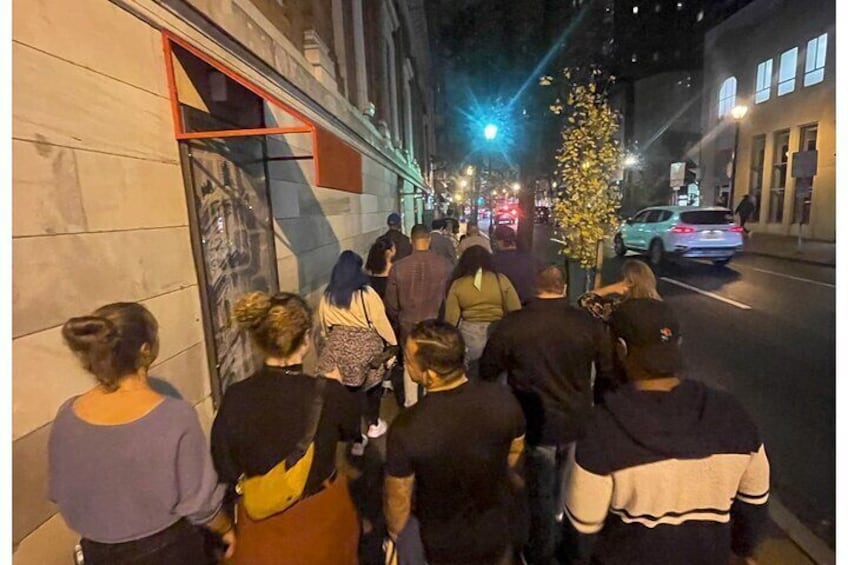 Secret Bars and Favorite Spots Walking Tour in Philadelphia