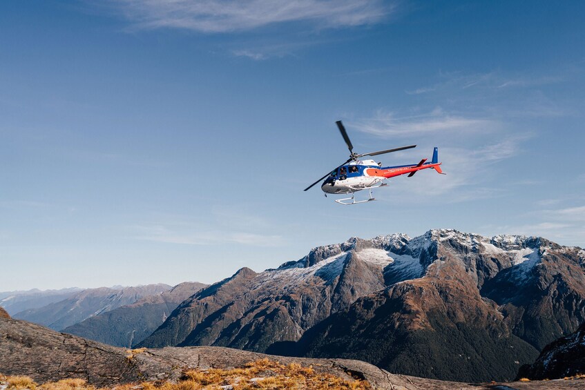 Milford Sound Overflight with 2 Alpine Landings