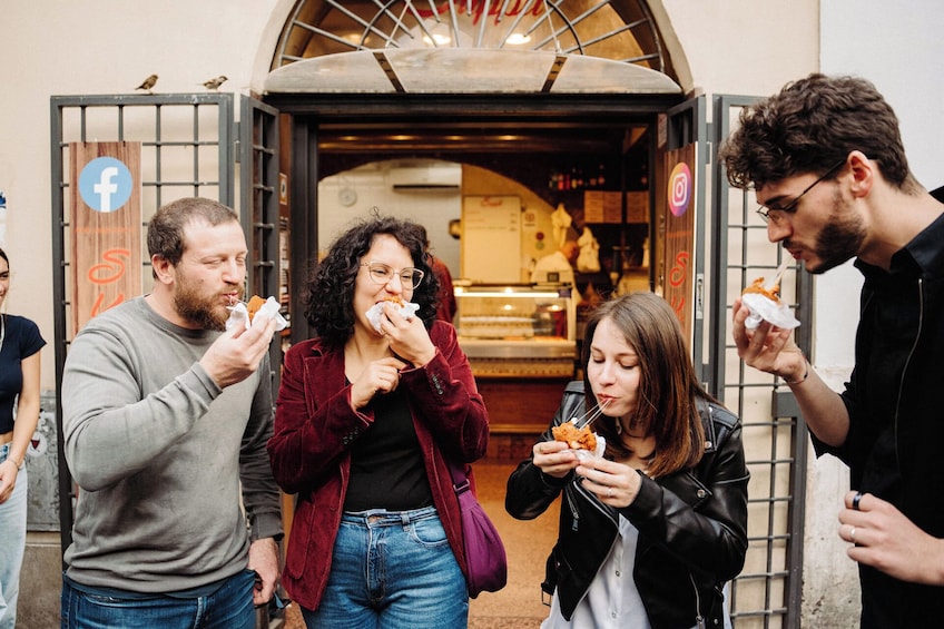 Trastevere at Sunset: Rome Food & Wine Tour