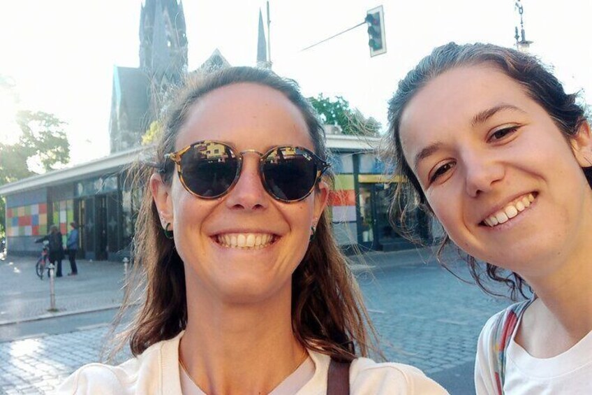 Berlin: Highlights of Kreuzberg Exploration Game