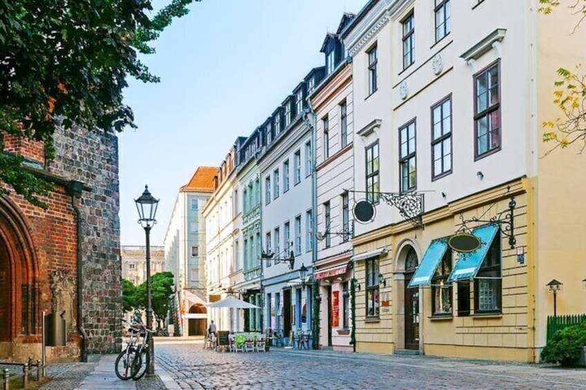 Berlin Kreuzberg Secret Society: Self-Guided Urban Mystery Game