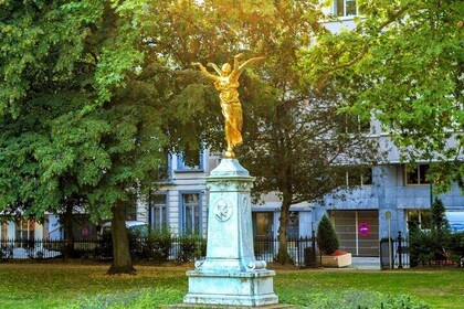 Brussels Treasure Hunt: Gold Quest Walking Adventure