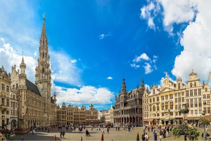 Brussels Treasure Hunt: Gold Quest Walking Adventure
