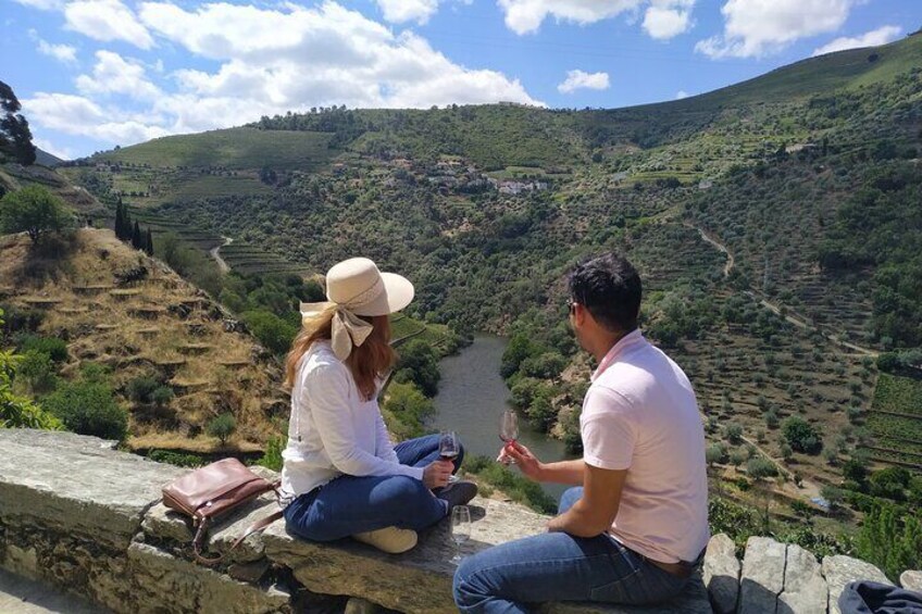 Private Douro Valley all inclusive: Tastings, Lunch & Boat