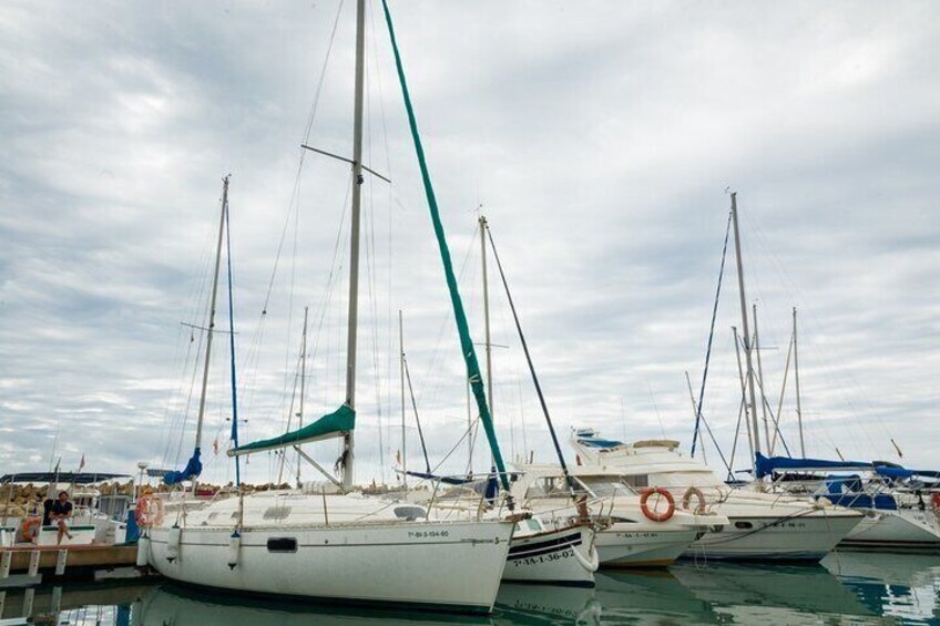 Private Sailboat Tour along the Coast of Valencia
