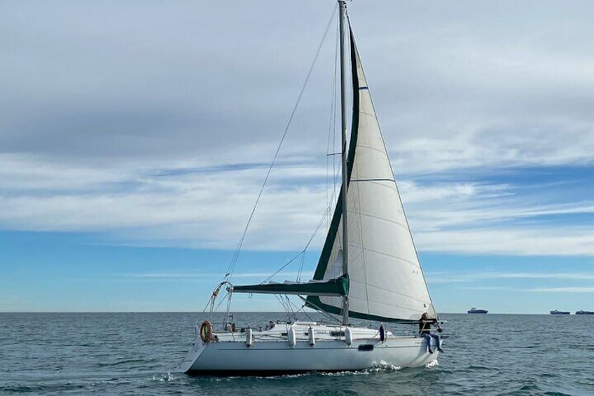 Private Sailboat Tour along the Coast of Valencia