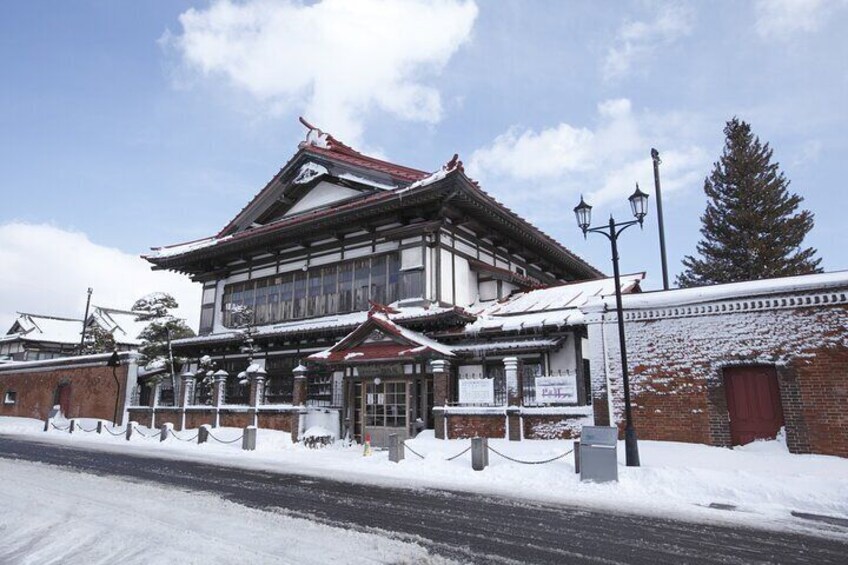 Goshogawara Full-Day Private Tour with Nationally-Licensed Guide
