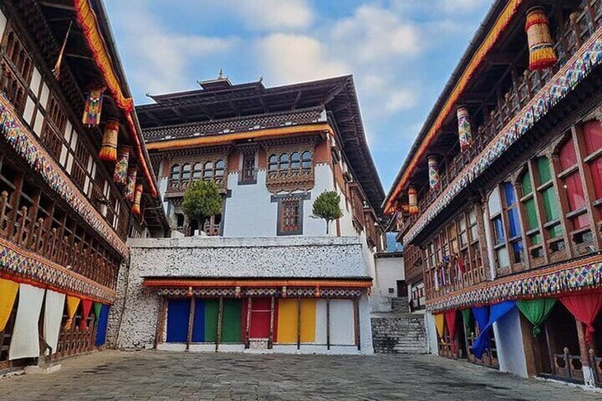 Inner courtyard of Trongsa Dzong