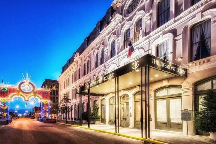 Galveston Haunted Pub Crawl Walking Tour