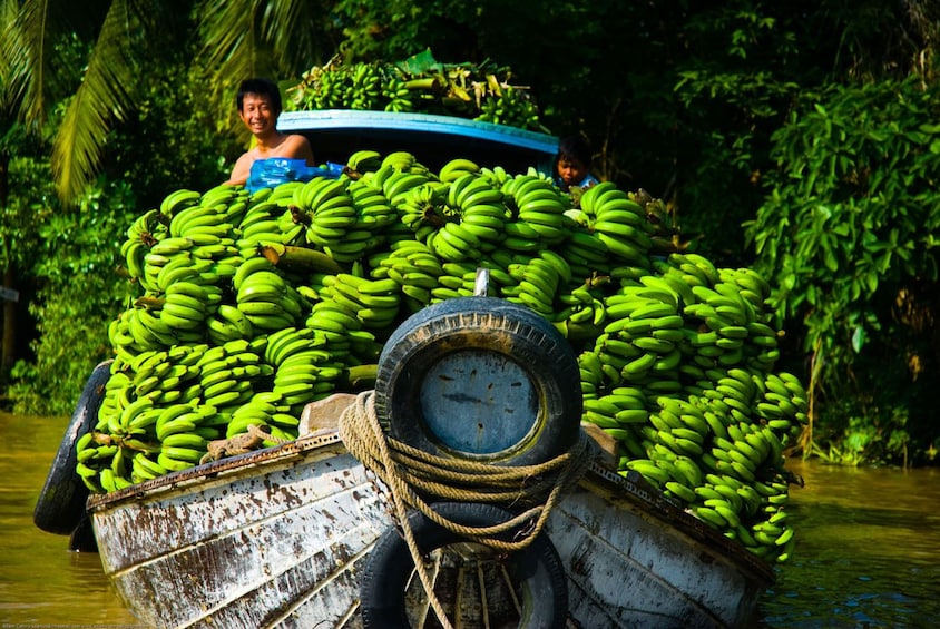 Cai Be Floating Market and Unique Homestay Experience 