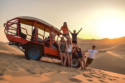 From Lima: Huacachina Oasis & Paracas ALL-INCLUSIVE Day Trip