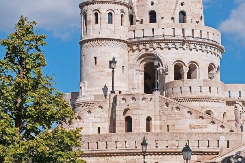Buda Castle District: Private Tour including Gellért Hill