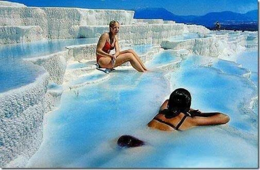 From Izmir: Private Pamukkale (Hierapolis) Tour