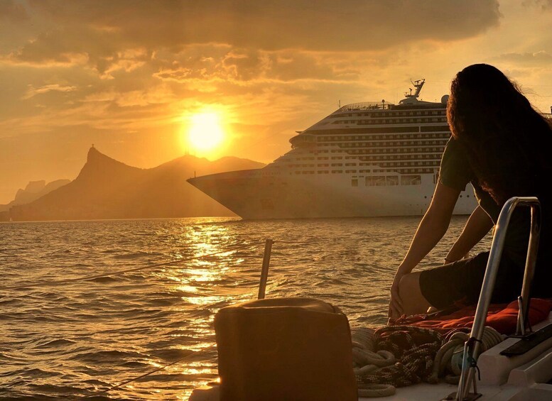 Picture 8 for Activity Rio de Janeiro: Sunset Sailing Tour