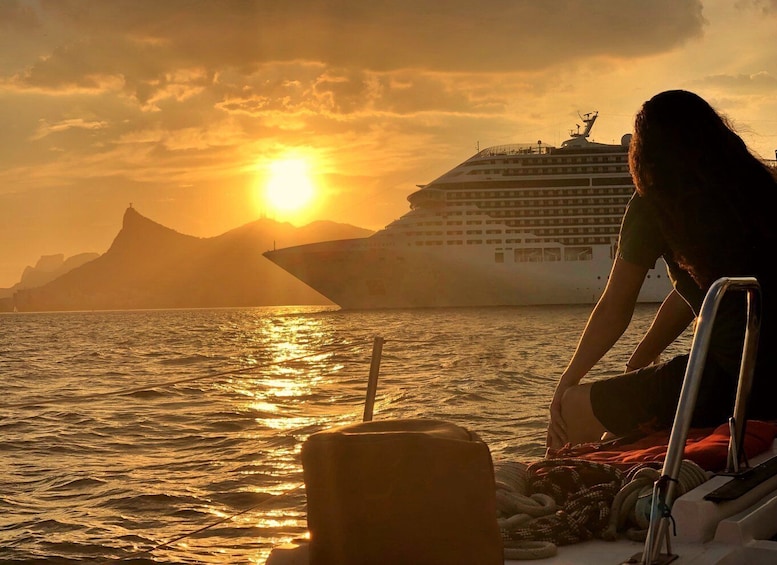 Picture 8 for Activity Rio de Janeiro: Sunset Sailing Tour