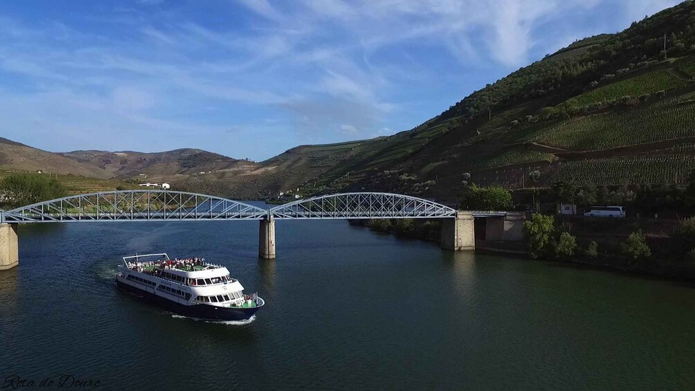 Picture 3 for Activity From Porto: Douro River Cruise, Winery Visit & Lunch