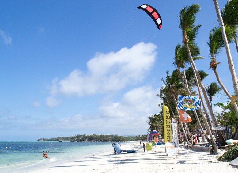 Picture 2 for Activity Boracay: Inflatable Banana or Dragon Boat Ride