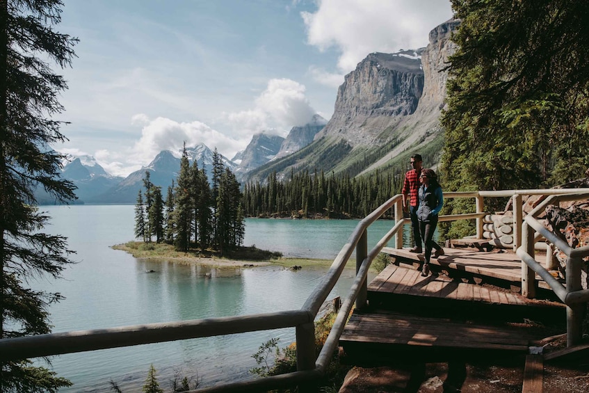 Picture 1 for Activity Jasper National Park: Maligne Lake Cruise With Guide